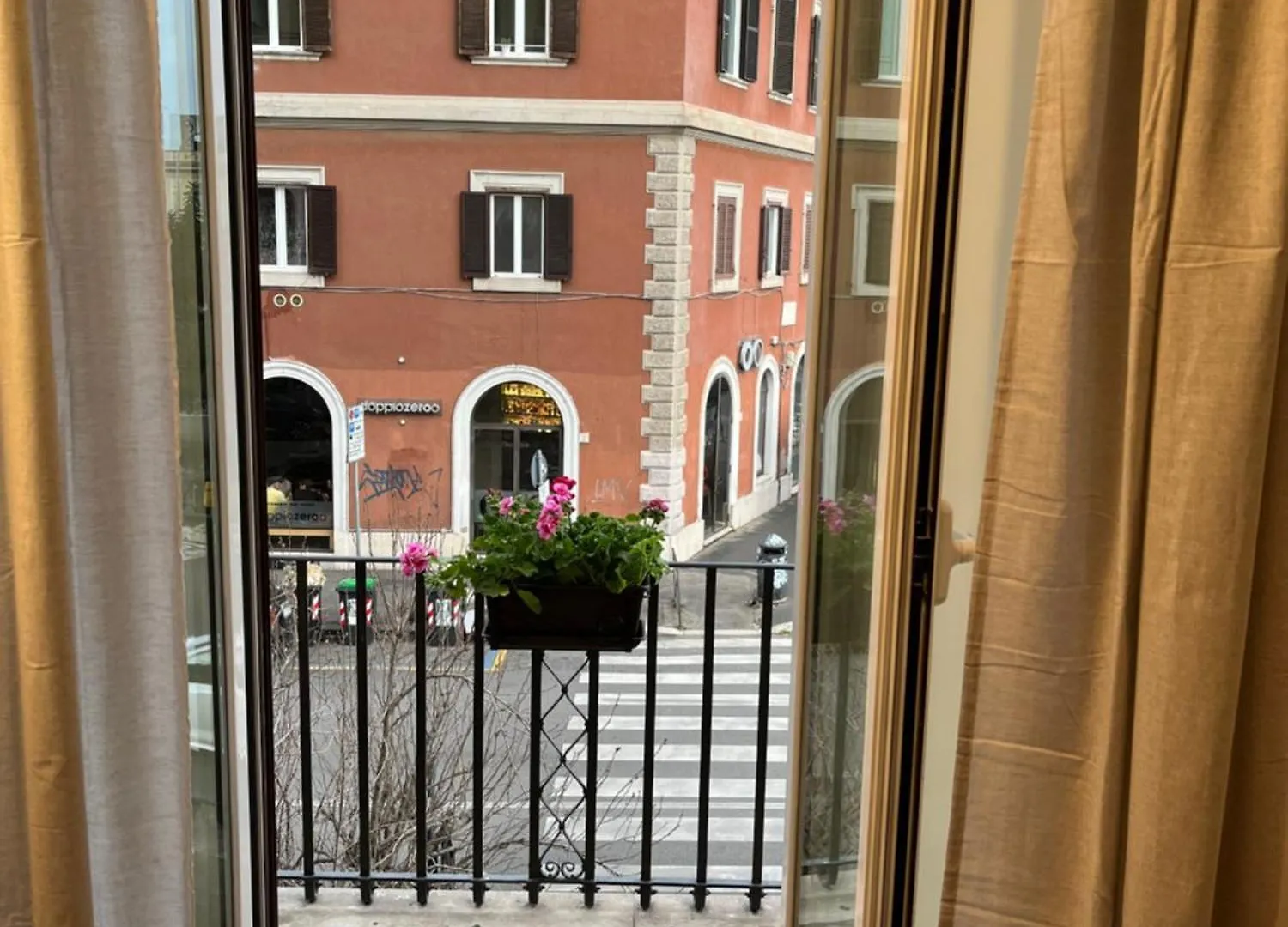 La Casa Di Monica Appartamento Ostiense Roma Holiday home
